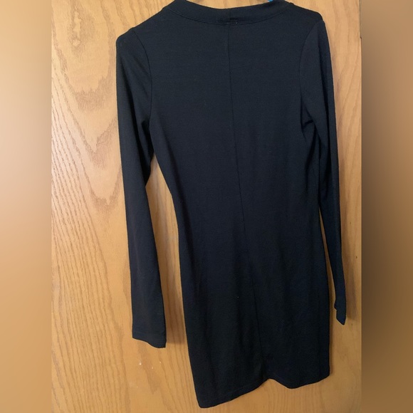 Black aritzia dress - Picture 2 of 3